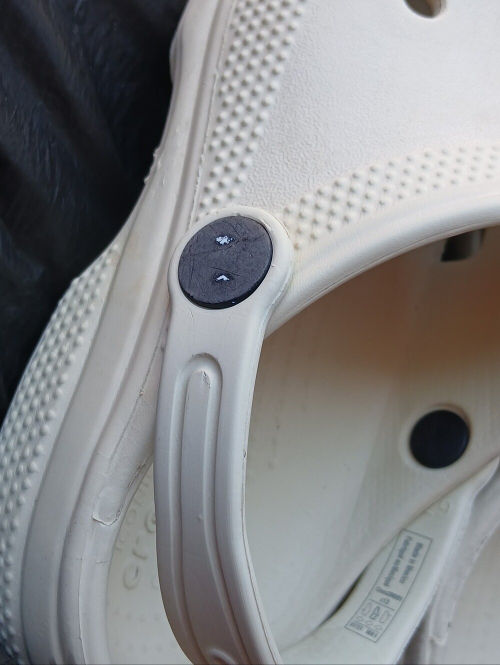 Crocs Kids Off White Classic Clogs | Sz C 13 - Picture 5 of 8